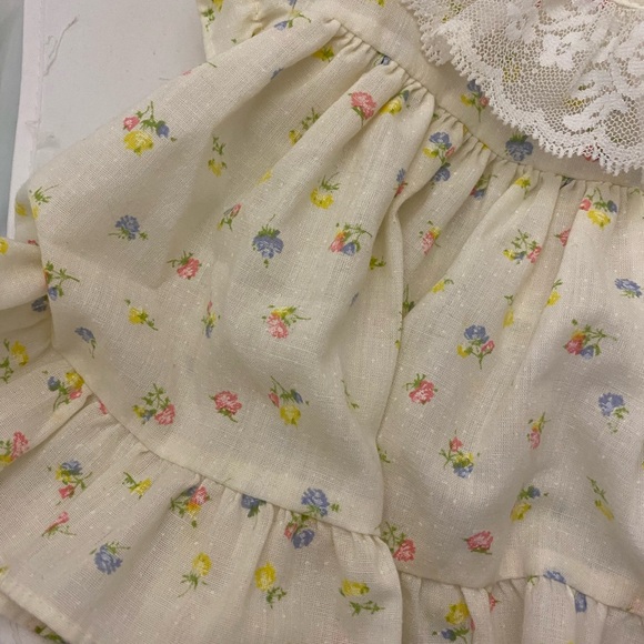 Vintage Cutest One Floral Cream Dress Lace Collar Size 0-6 Months/ NB Baby Girl - Picture 7 of 12